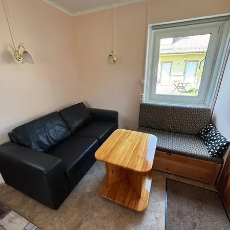 Rannaroosi Guesthouse * 페르누