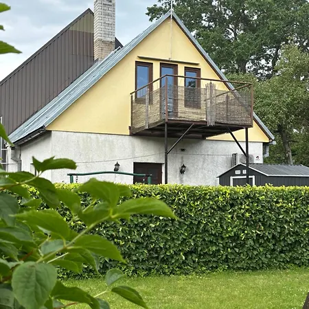 아파트 Rannaroosi Guesthouse